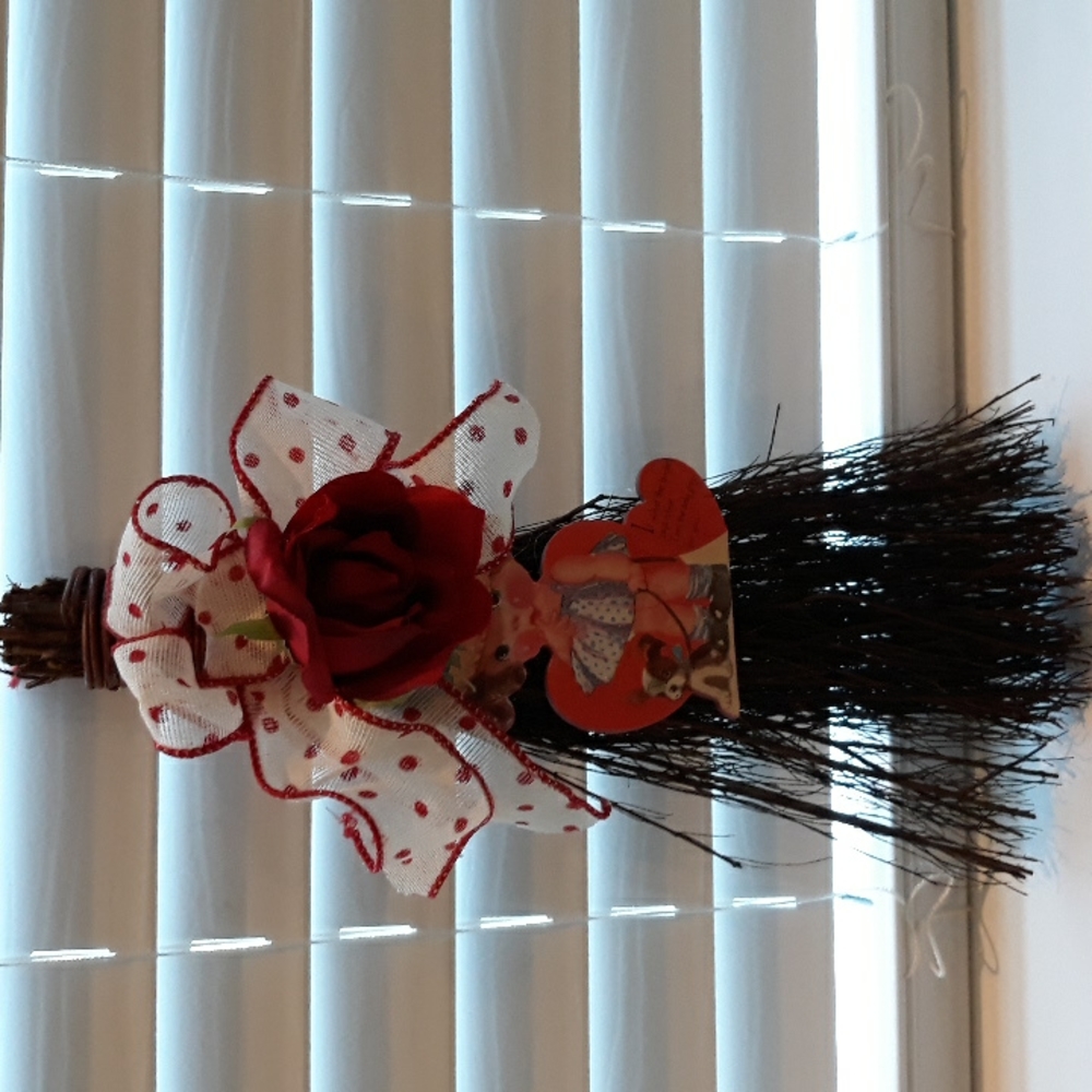 12" lavender scented Valentine rustic broom
